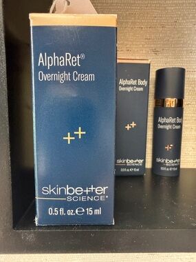 skinbetter science AlphaRet Overnight Cream – Navy